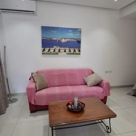 Cosy Close To Qawra * Σεντ Πόλς Μπέι