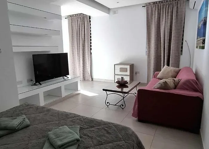 Cosy Close To Qawra Σεντ Πόλς Μπέι